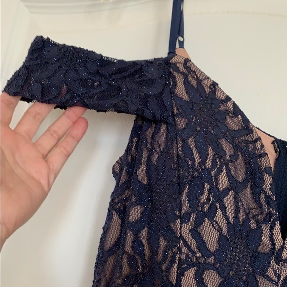 Long Navy lace formal dress w bead detail, size 15 - Picture 4 of 5